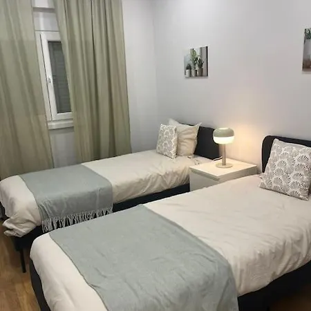 Cozy Lisbon House Sleepabroad Διαμέρισμα Laranjeira